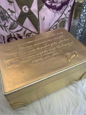 Rare Vintage Juicy Couture Gold Leather Keepsake Box Stationery Pencil Erasers